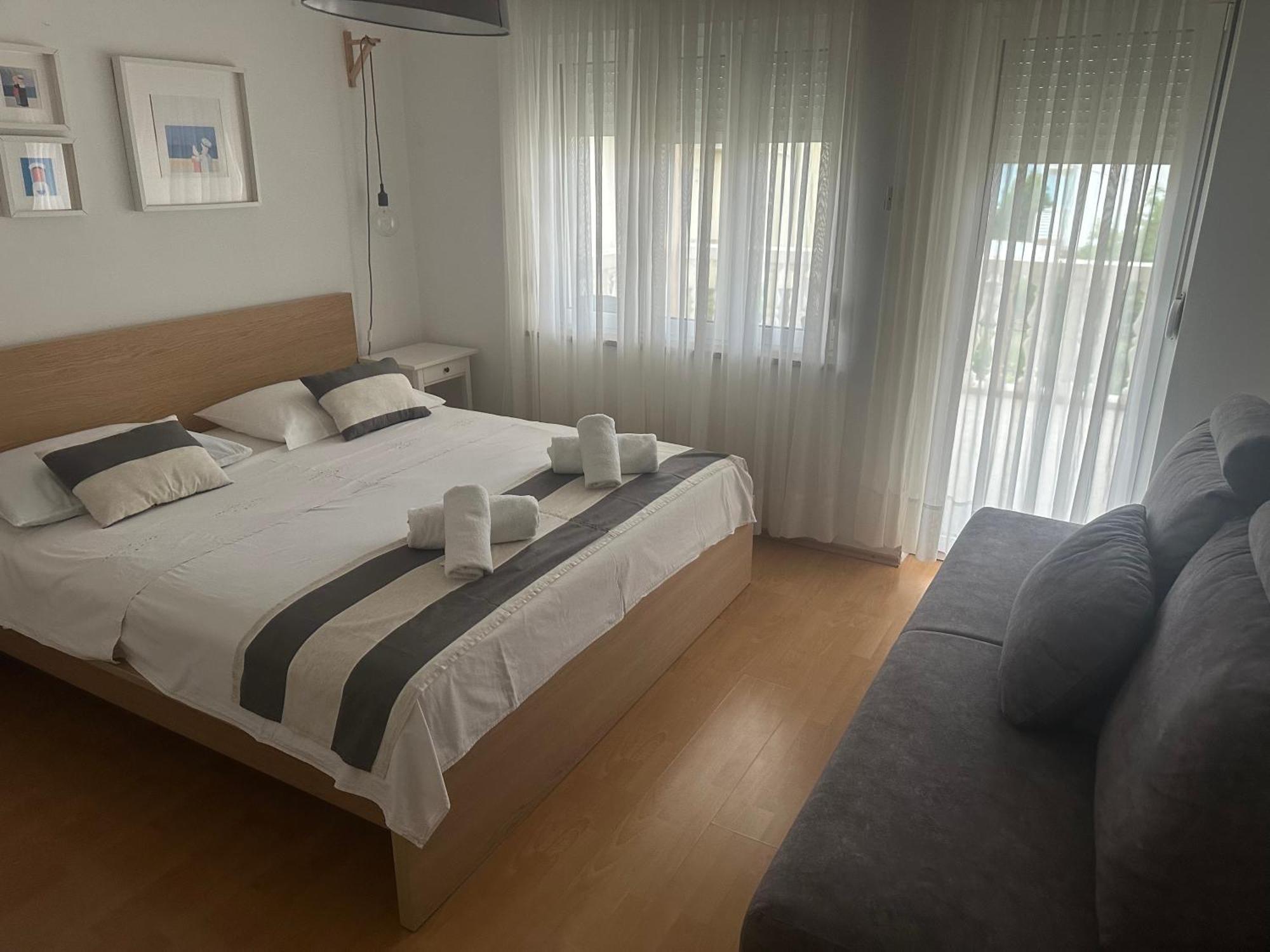 Apartmani Mira Vodice Exterior foto